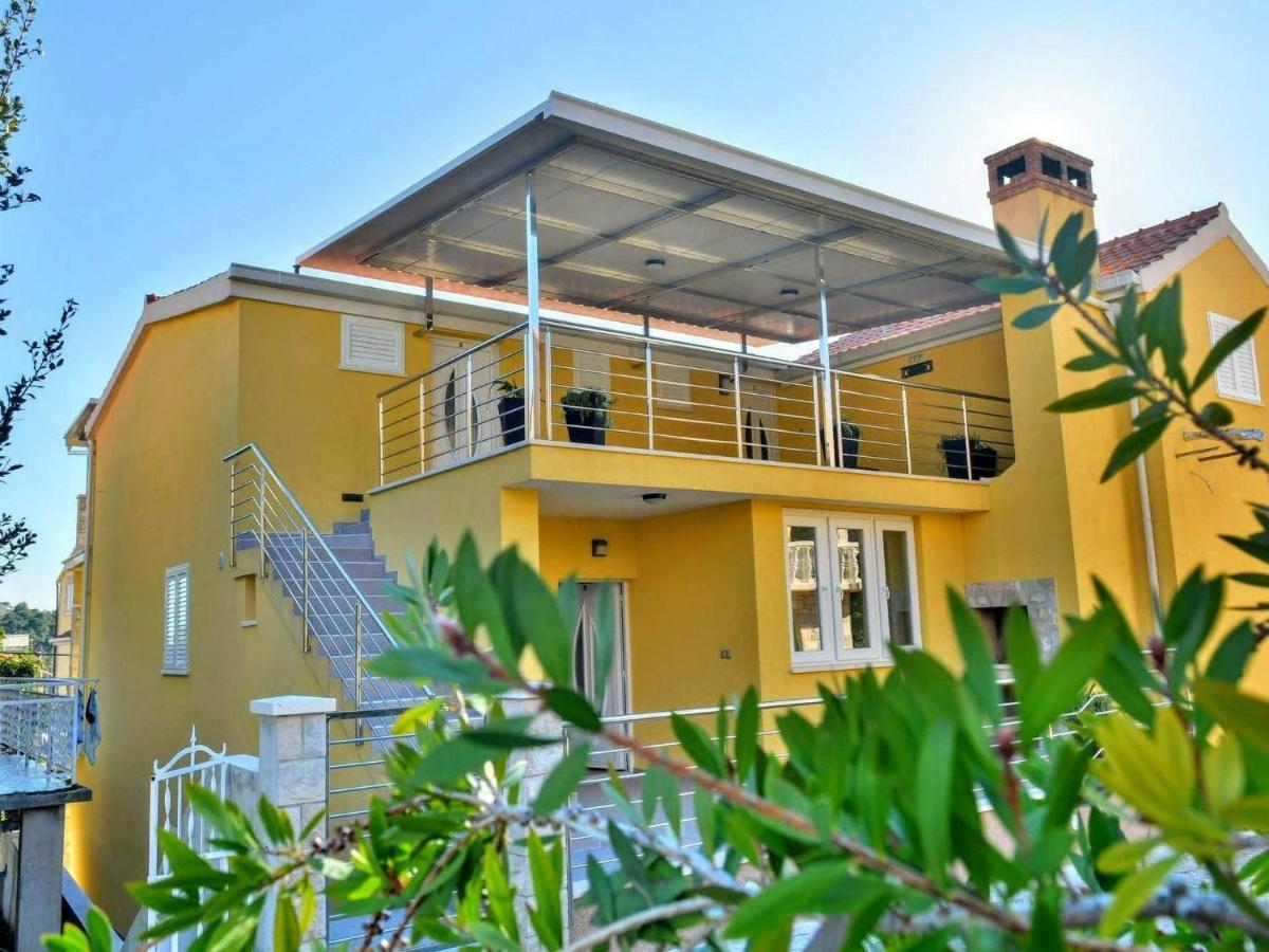 Fancy Apartments Dream Brna Ngoại thất bức ảnh
