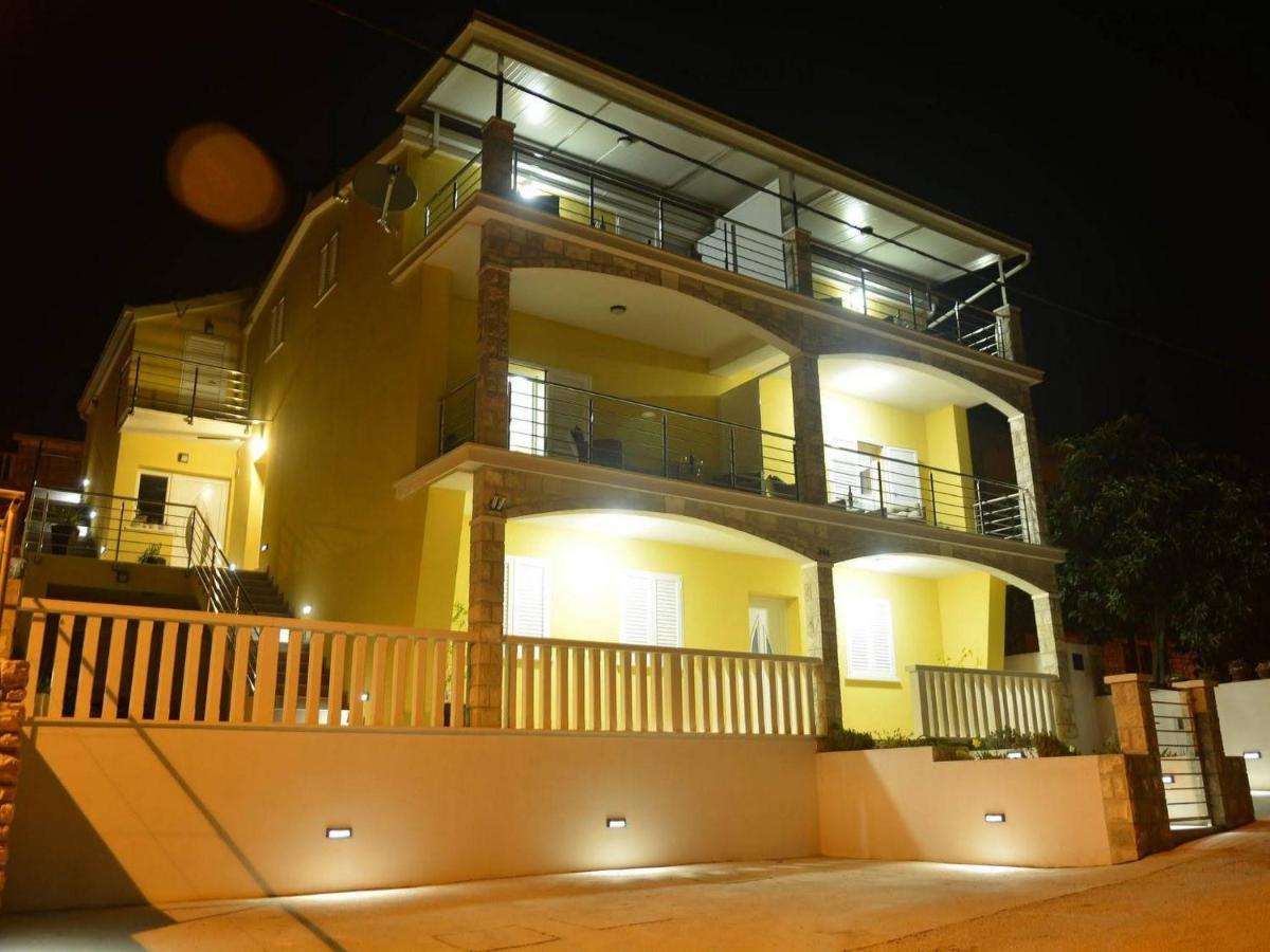Fancy Apartments Dream Brna Ngoại thất bức ảnh